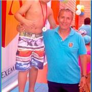 Soy profesor de natación en Peru, por 15 años y ahora vivo en Madrid